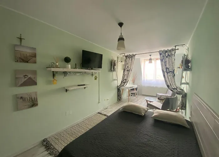 アパート Seawave Black Sea Coast コンスタンツァ